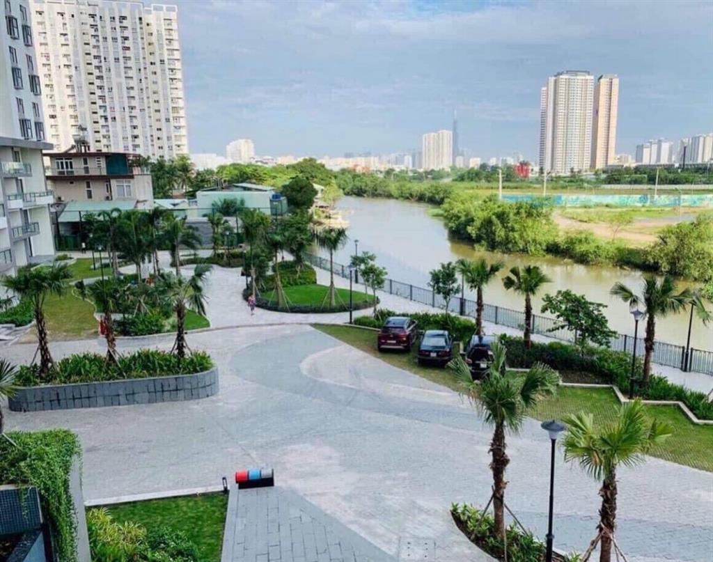 Cho thuê căn 3 phòng ngủ view sông