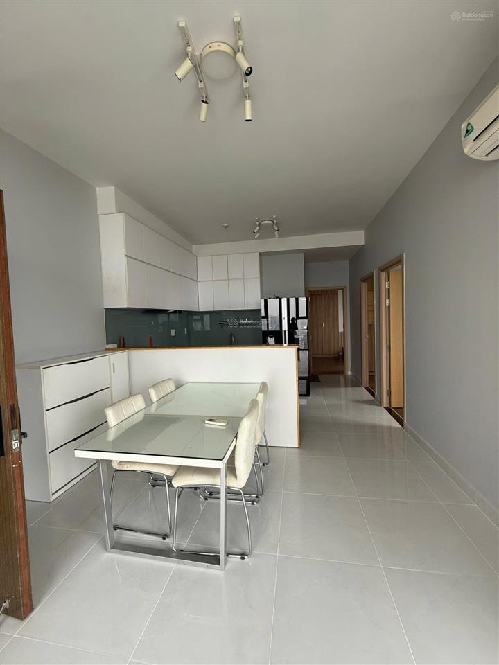 Cho thuê nhanh căn 3 phòng ngủ nội thất cơ bản giá 12,5/tháng