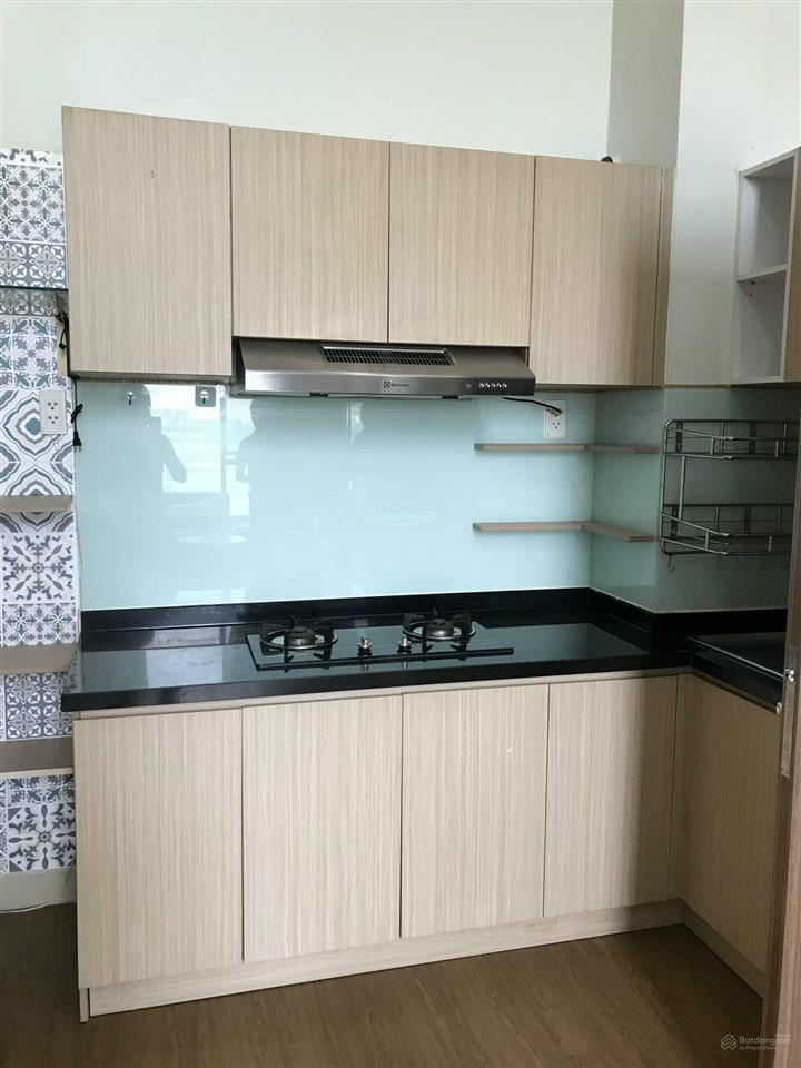Cho thuê căn 2 phòng ngủ giá rẻ căn góc