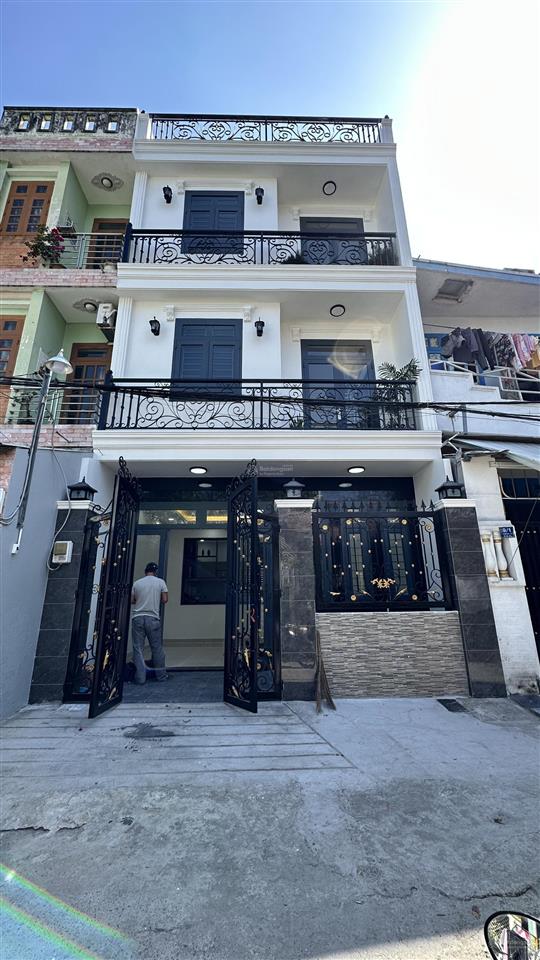 Bán nhà 2 lầu giá 8,2 tỷ chỉ cách nguyễn duy trinh 30m