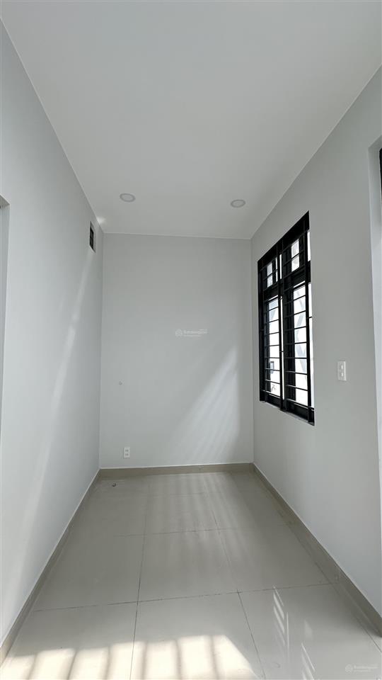Bán nhà 2 lầu giá 8,2 tỷ chỉ cách nguyễn duy trinh 30m
