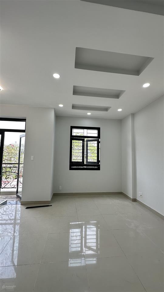 Bán nhà 2 lầu giá 8,2 tỷ chỉ cách nguyễn duy trinh 30m