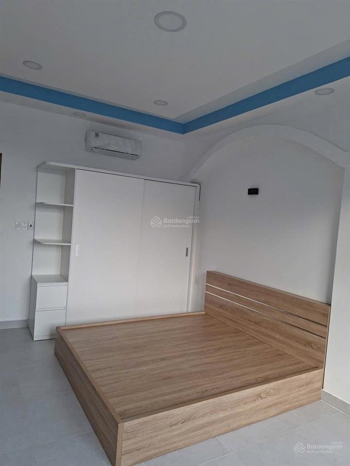 Bán nhà 2 lầu mặt tiền đường 42 phường bình trưng tphcm.