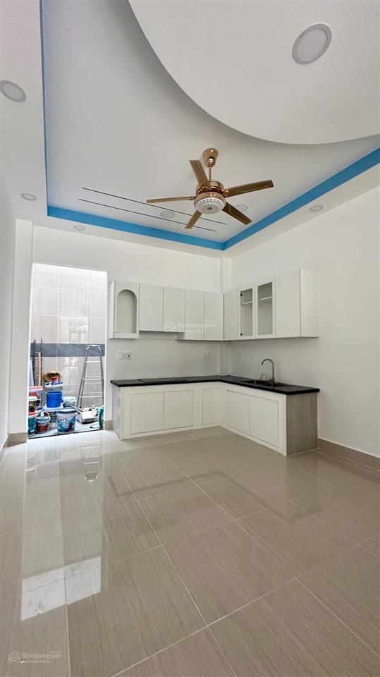 Bán nhà 2 lầu mặt tiền đường 42 phường bình trưng tphcm.