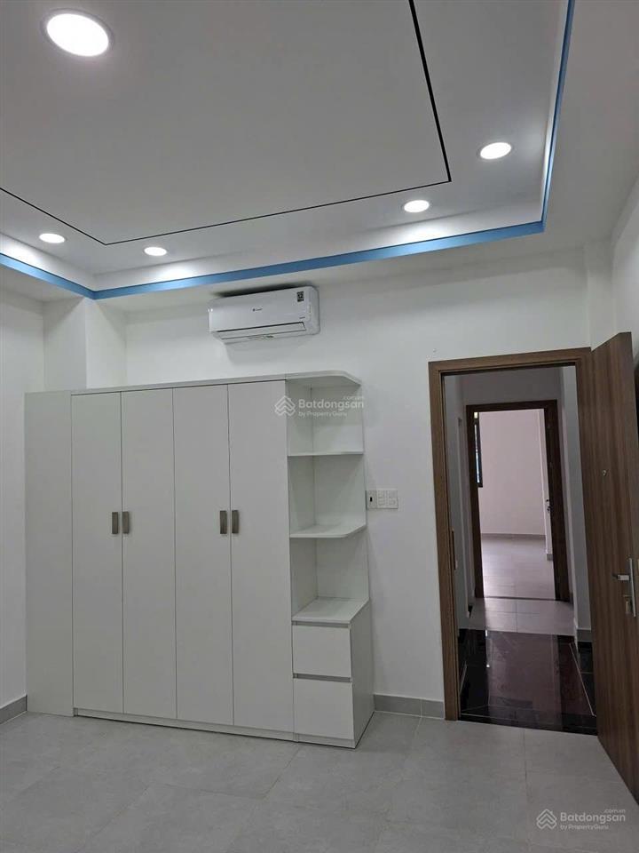 Bán nhà 2 lầu mặt tiền đường 42 phường bình trưng tphcm.