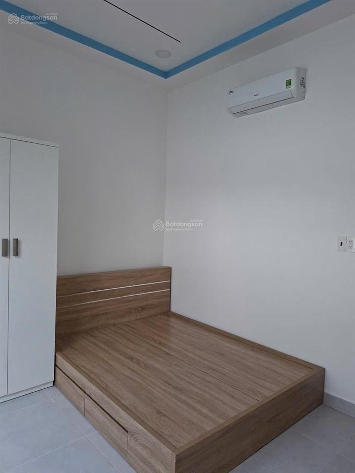 Bán nhà 2 lầu mặt tiền đường 42 phường bình trưng tphcm.