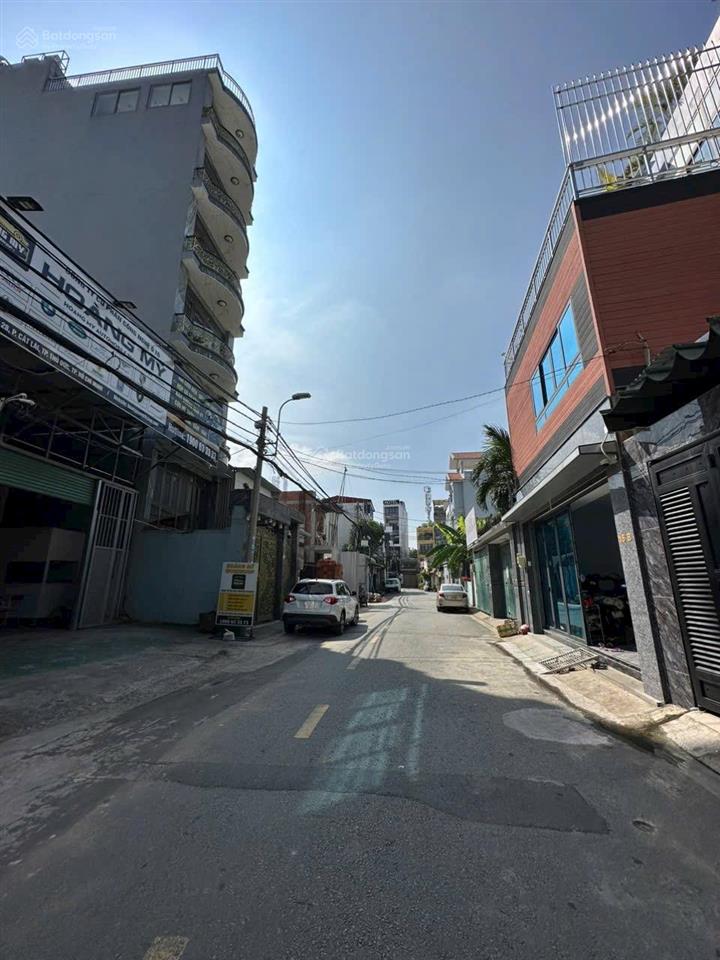 Bán đất 107,3m2 giá 11,5 tỷ mặt tiền đường phường cát lái tphcm