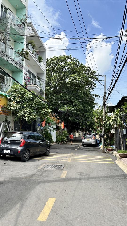 Bán lô đất 91,5m2 giá 7,75 tỷ phường cát lái, tphcm
