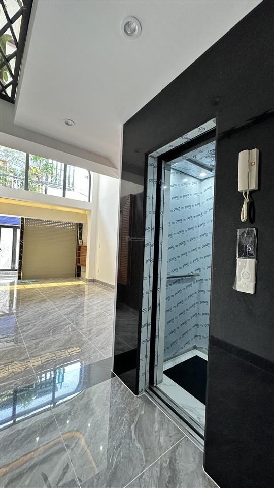 Bán nhà đẹp mới xây giá 9,5 tỷ phường bình trưng tphcm
