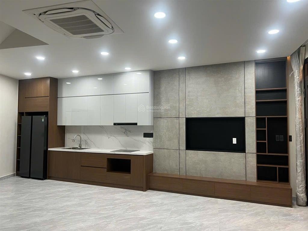 Bán nhà 4 tầng giá 8,7 tỷ phường bình trưng tphcm