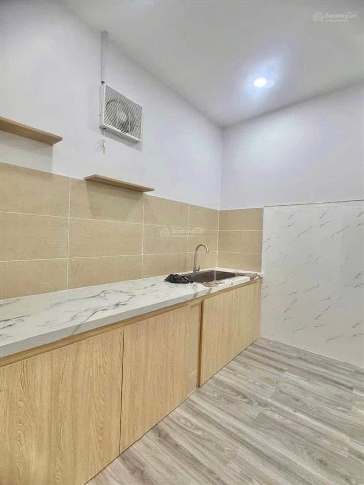 Bán nhà 1 lầu giá 4,8 tỷ chỉ cách đường nguyễn duy trinh 20m