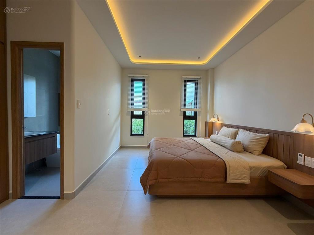 Bán nhà mới 3 tầng giá 7,98 tỷ phường bình trưng tphcm