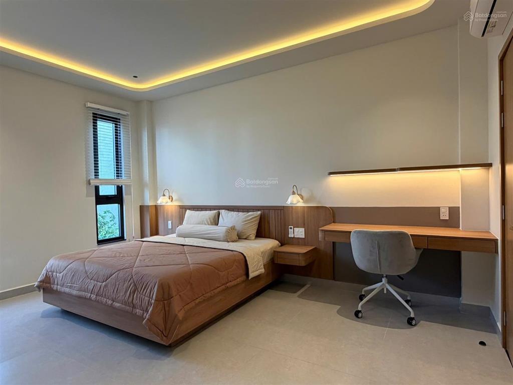 Bán nhà mới 3 tầng giá 7,98 tỷ phường bình trưng tphcm