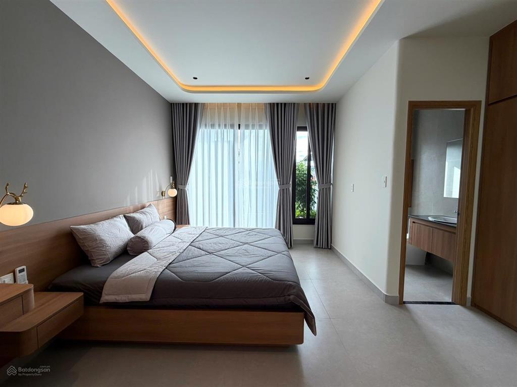 Bán nhà mới 3 tầng giá 7,98 tỷ phường bình trưng tphcm