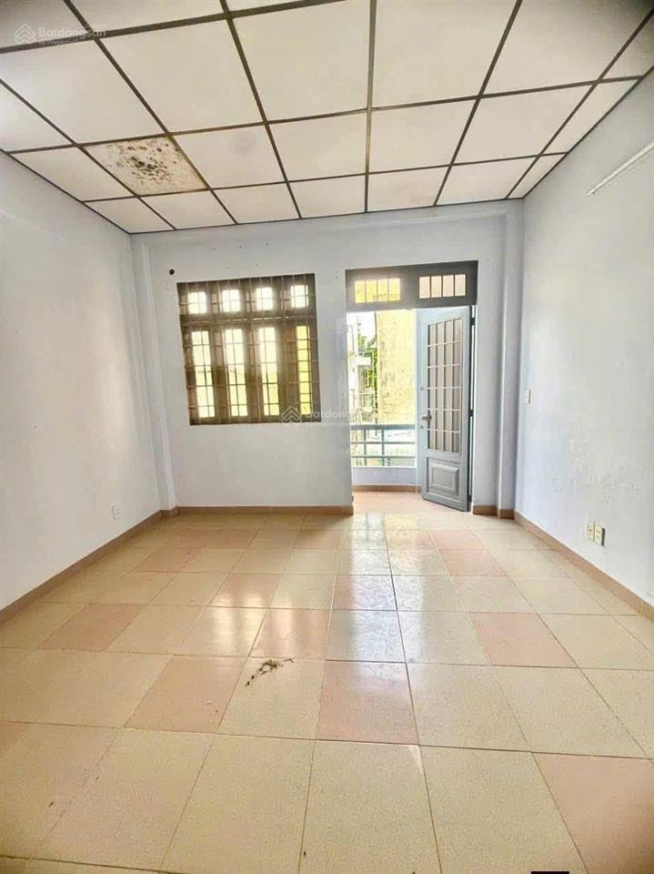 Bán nhà 1 lầu giá 5 tỷ cách lvt 20m phường cát lái tphcm
