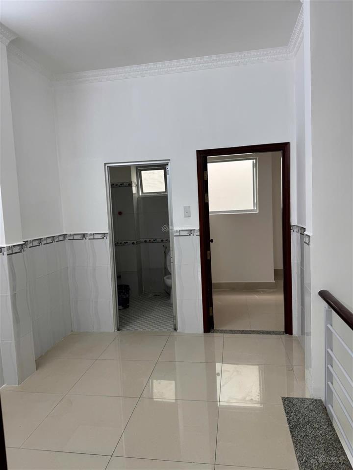 Bán nhà 1 lầu đường 5m giá 7 tỷ phường bình trưng tphcm