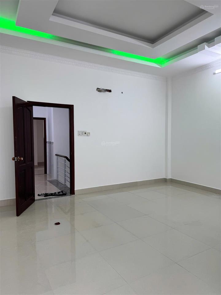 Bán nhà 1 lầu đường 5m giá 7 tỷ phường bình trưng tphcm
