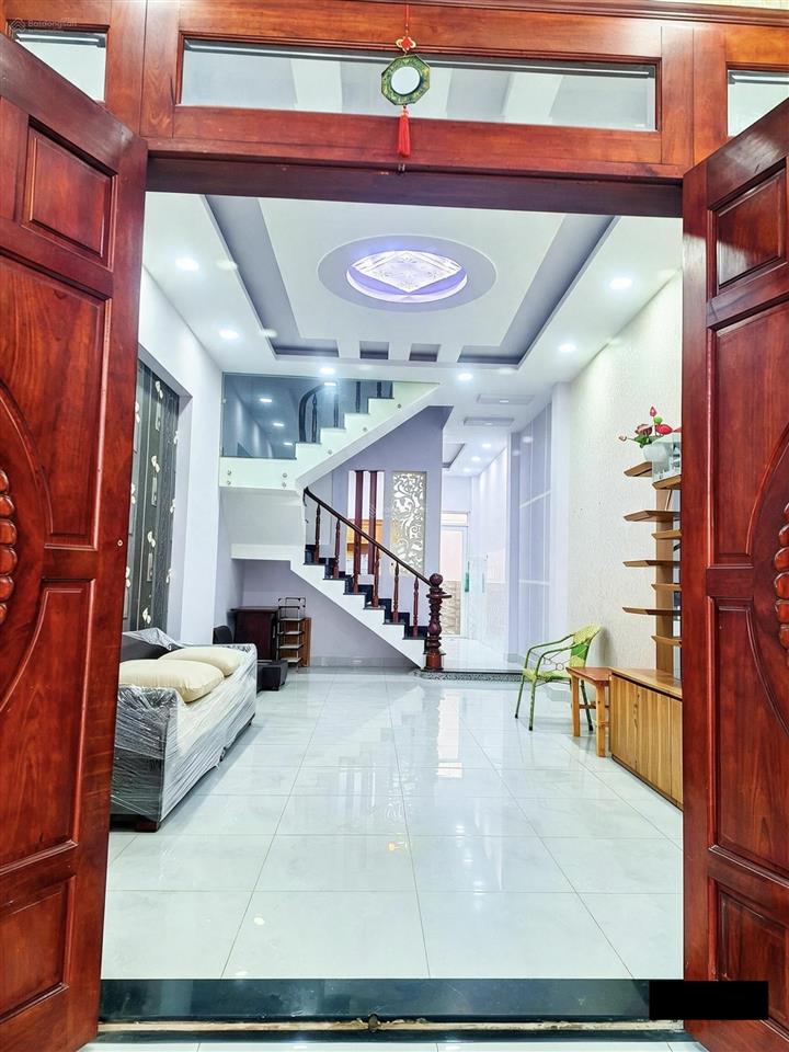 Cho thuê nhà 3 lầu giá 18 triệu phường bình trưng tphcm