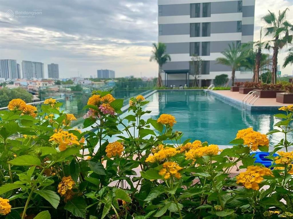 Cần bán gấp ch d'lusso q.2, 70m2, 2pn, giá 5,8 tỷ, sh trao tay, vị trí đắc địa, nh hỗ trợ vay 70%