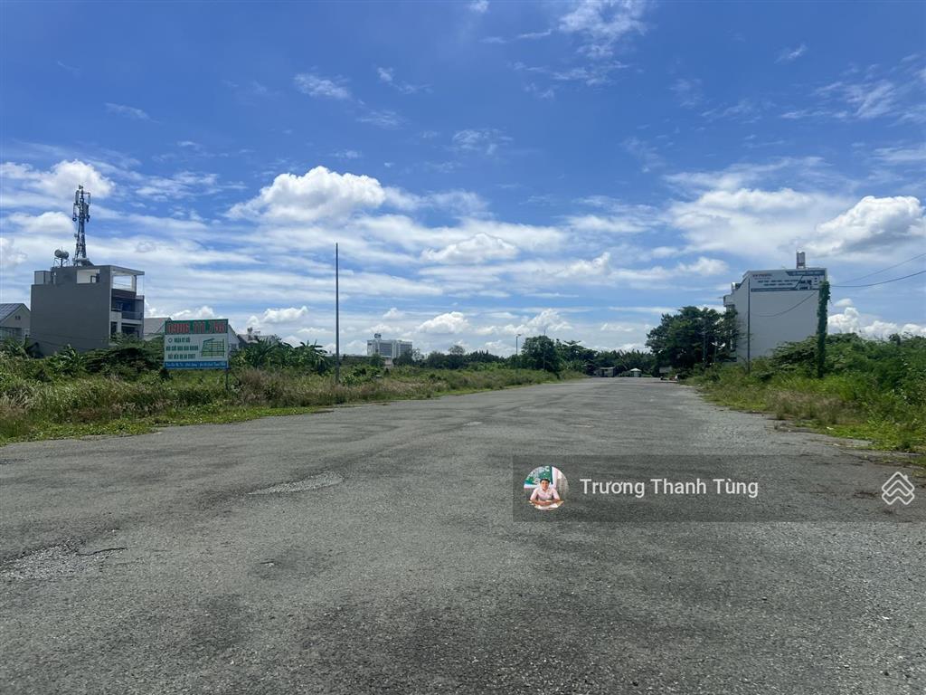 Bán đất mặt tiền đường liên phường, dt (6x16,67)m. giá 11,8 tỷ.  098797171
