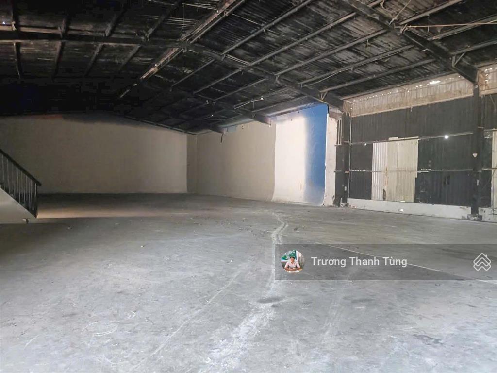 Cho thuê kho đường liên phường. diện tích 750m2. giá 75tr/tháng