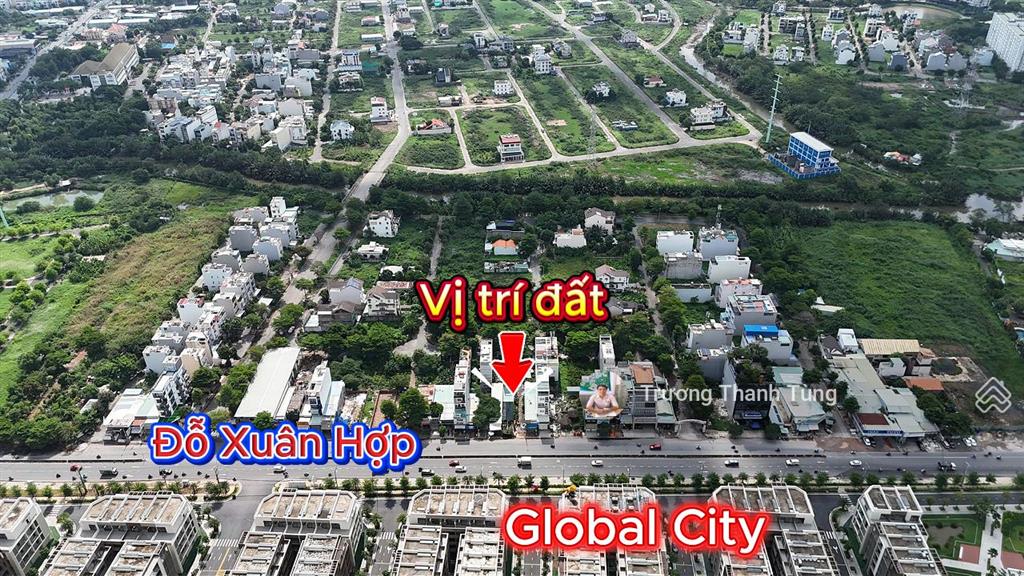 Bán đất mặt tiền đỗ xuân hợp, đối diện global city. giá 300tr/m2