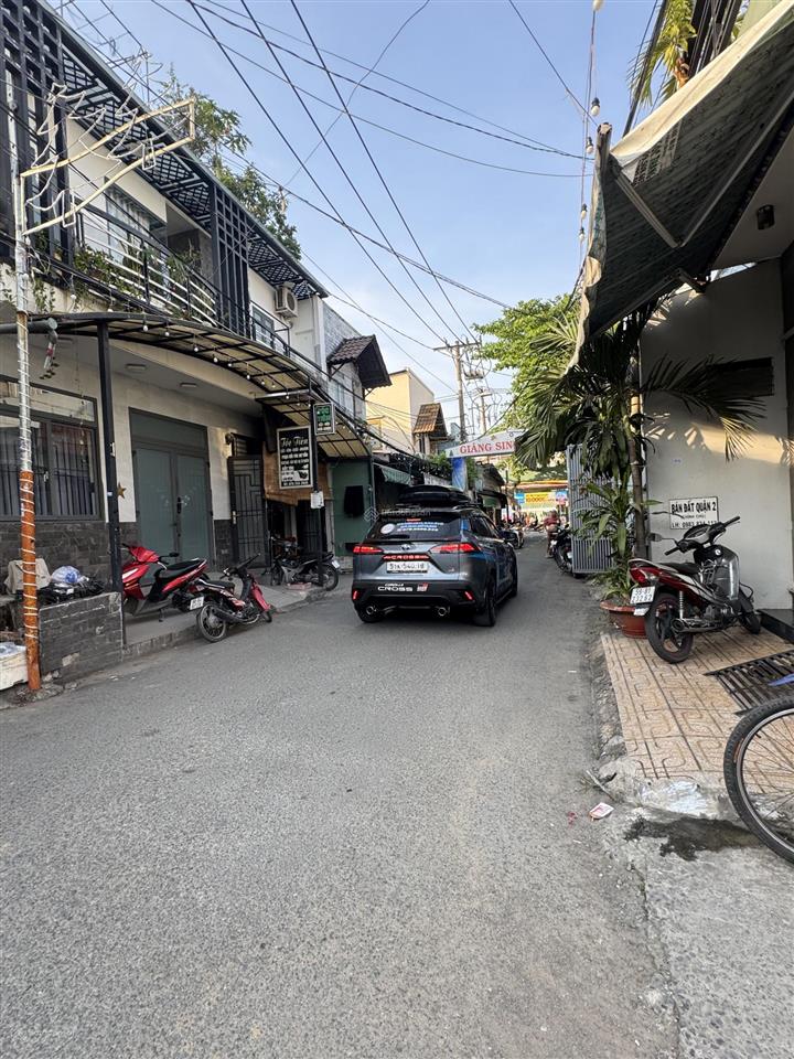 Chính chủ gửi bán lô đất đẹp mặt tiền đường số 7 cách nguyễn duy trinh 40m p. bình trưng đông q2