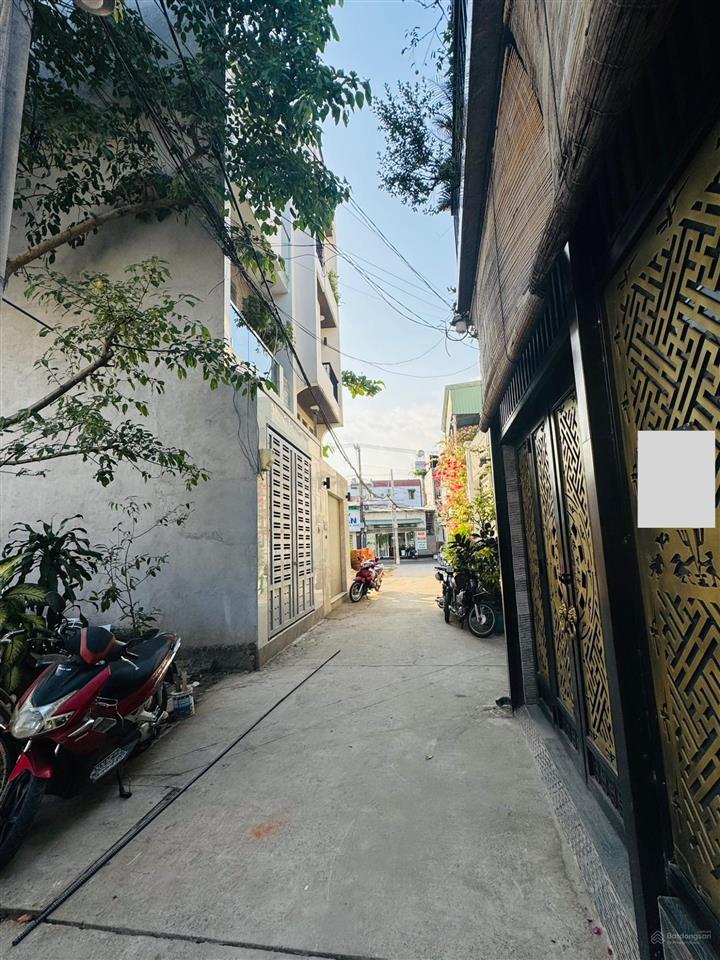 Chính chủ gửi bán lô đất đẹp mặt tiền đường số 7 cách nguyễn duy trinh 40m p. bình trưng đông q2