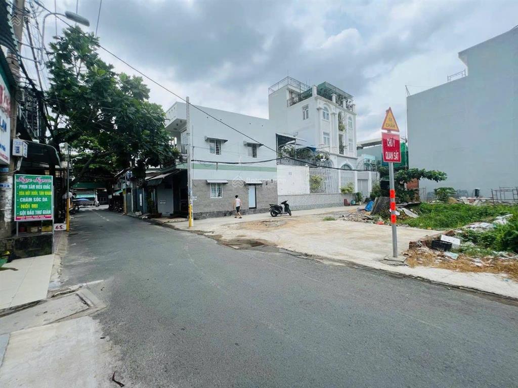 Chính chủ gửi bán lô đất đẹp mặt tiền đường số 7 cách nguyễn duy trinh 40m p. bình trưng đông q2