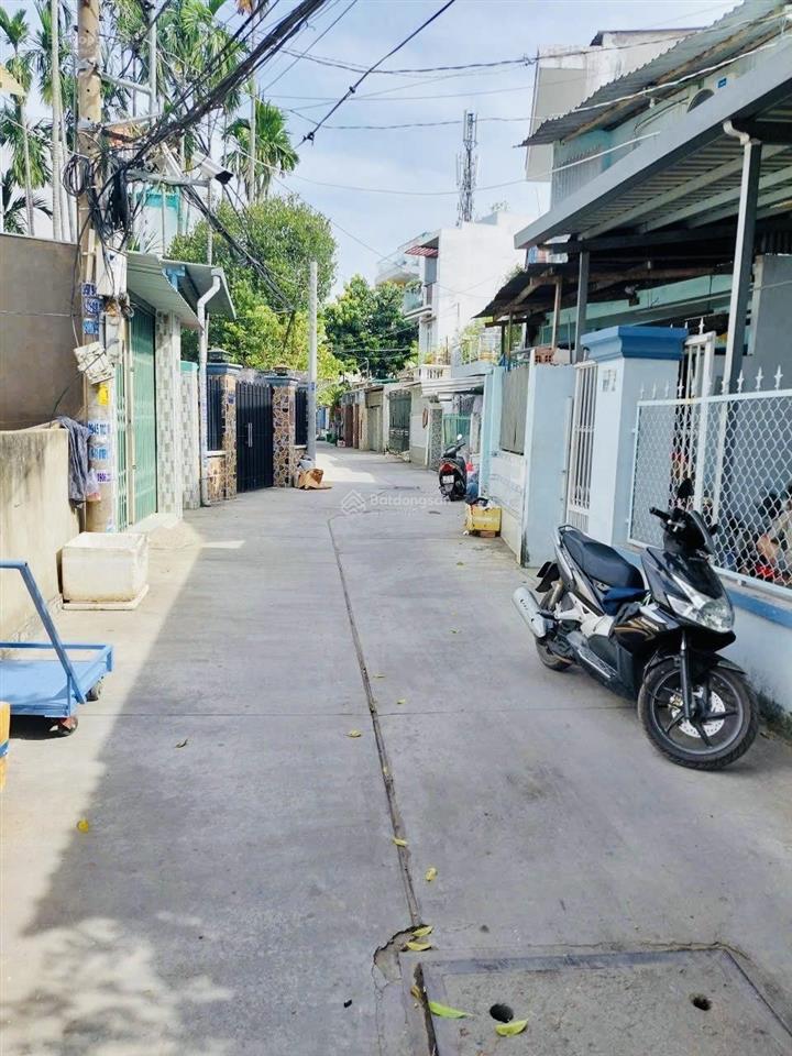 Chính chủ gửi bán lô đất đường 11 ra lê văn thịnh phường cát lái tp hcm