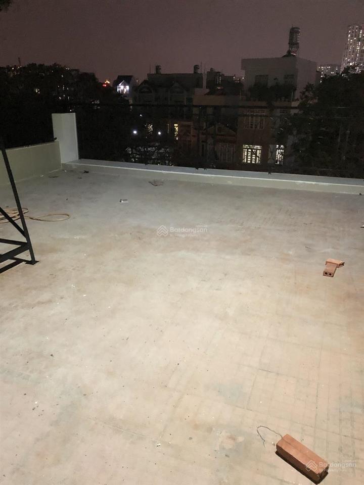 Chính chủ gửi bán căn nhà đẹp hẻm xe oto phường bình trưng đông q2 cũ.