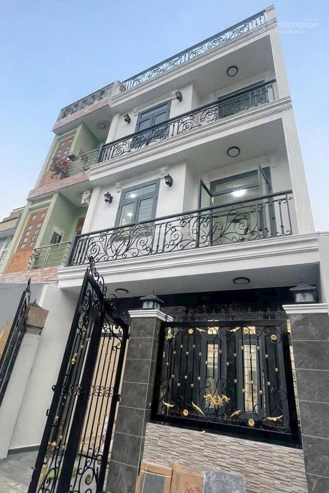 Chính chủ gửi bán căn nhà đẹp hẻm xe oto phường bình trưng đông q2 cũ.