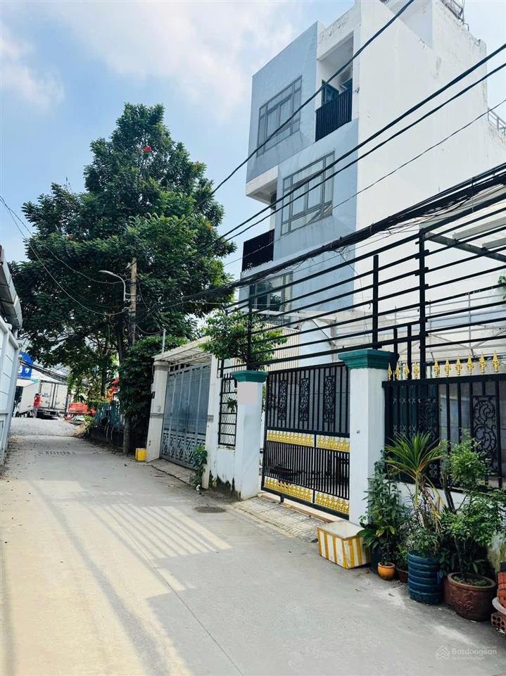 Chính chủ gửi bán căn nhà và lô đất đường 32 phường thạnh mỹ lợi q2 cũ