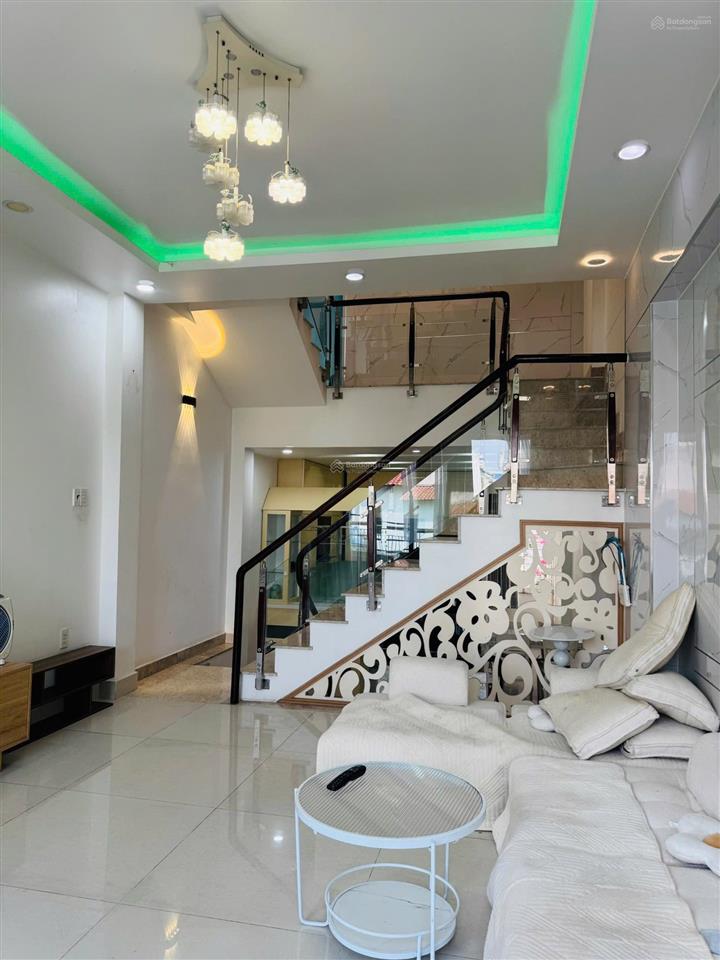 Chính chủ gửi bán nhà mặt đường 28 ra lê văn thịnh phường cát lái q2 cũ
