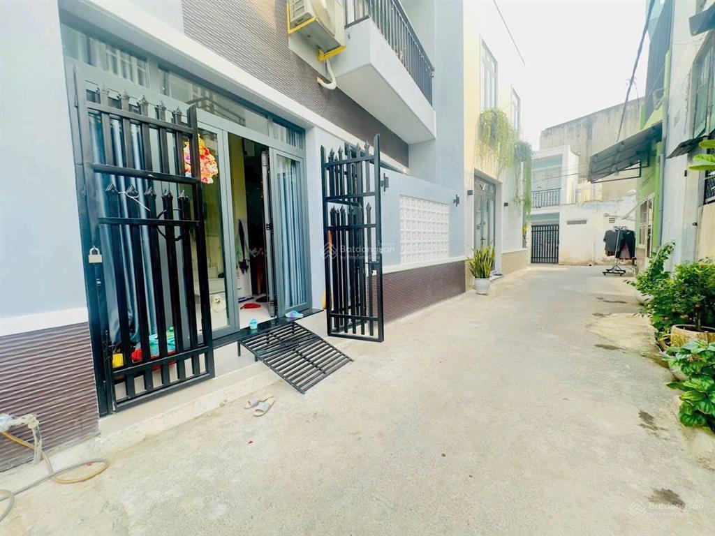 Chính chủ gửi bán nhanh lô hẻm ba gác dt 89m2 phường bình tây q2 cũ, tp hcm