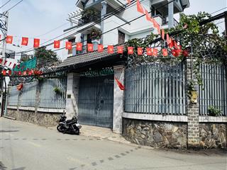 Chính chủ gửi bán căn nhà biệt thự phường bình trưng tp hcm.