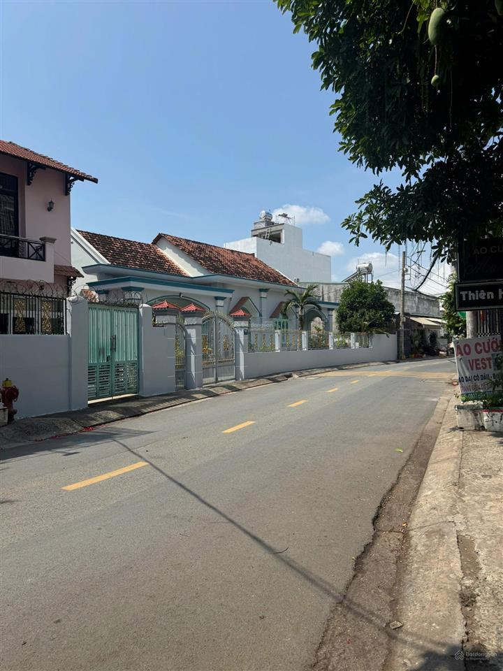 Chính chủ gửi bán nhà đẹp hẻm xe oto đường nguyễn thị định phường bình trưng tp hcm
