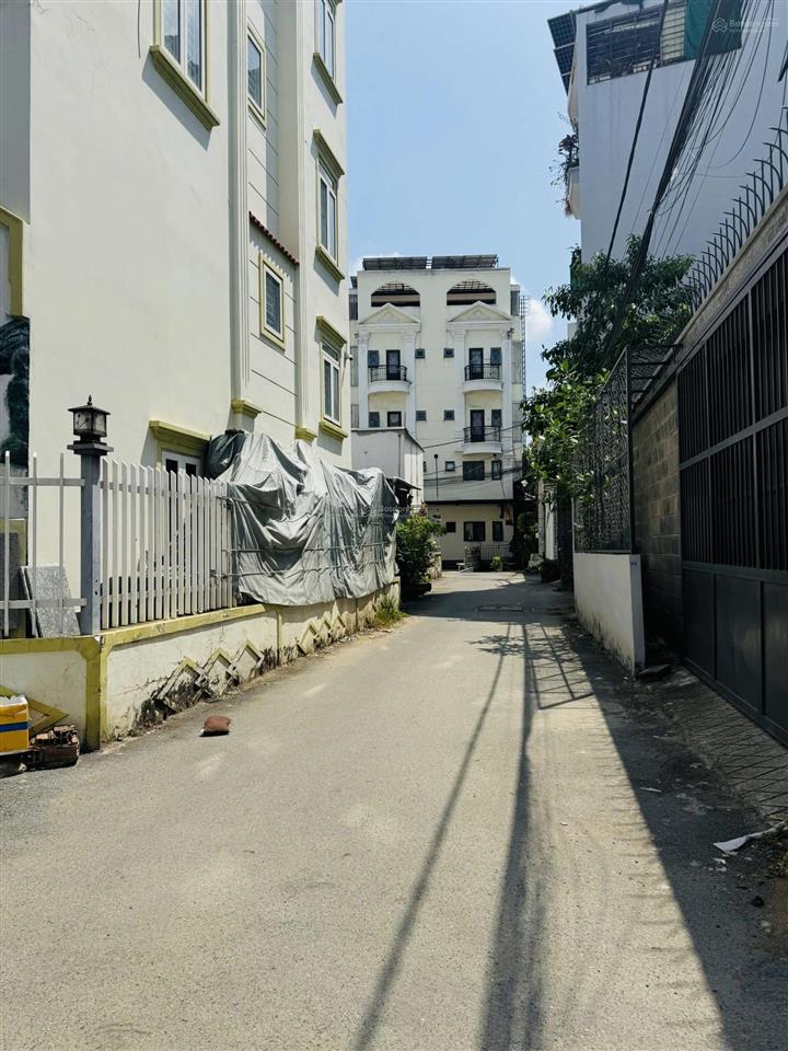 Chính chủ gửi bán nhà đẹp hẻm xe oto đường nguyễn thị định phường bình trưng tp hcm