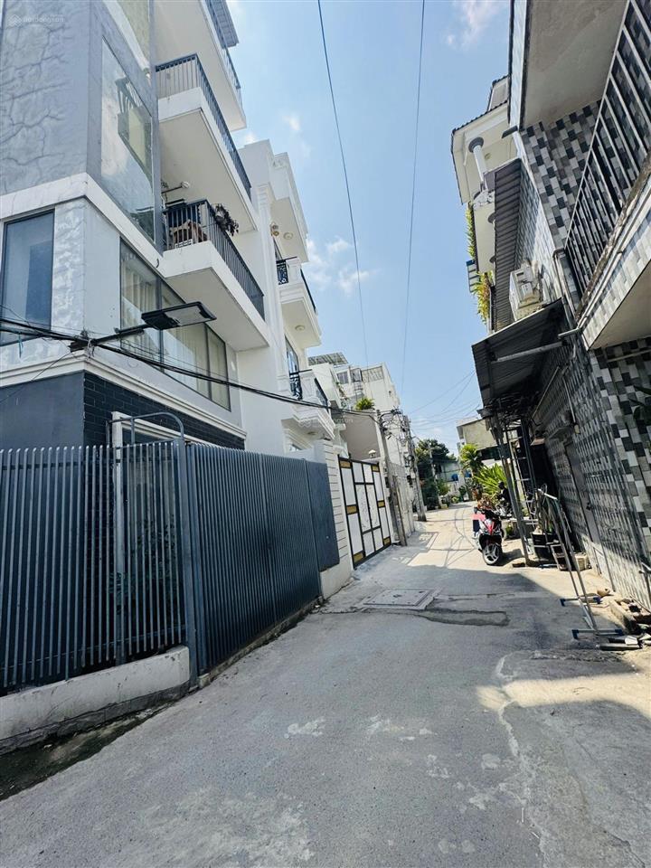 Chính chủ gửi bán nhà đẹp hẻm xe oto đường nguyễn thị định phường bình trưng tp hcm