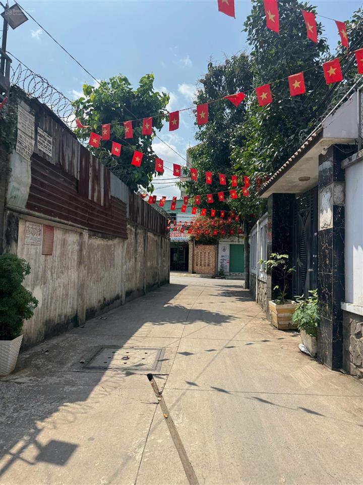 Chính chủ gửi bán căn nhà cấp 4 hẻm taxi đường thạnh mỹ lợi nay thuộc phường cát lái q2 cũ