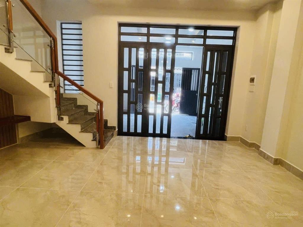 Chính chủ gửi căn nhà đẹp đường thông xe oto phường bình trưng tâyq2 cũ