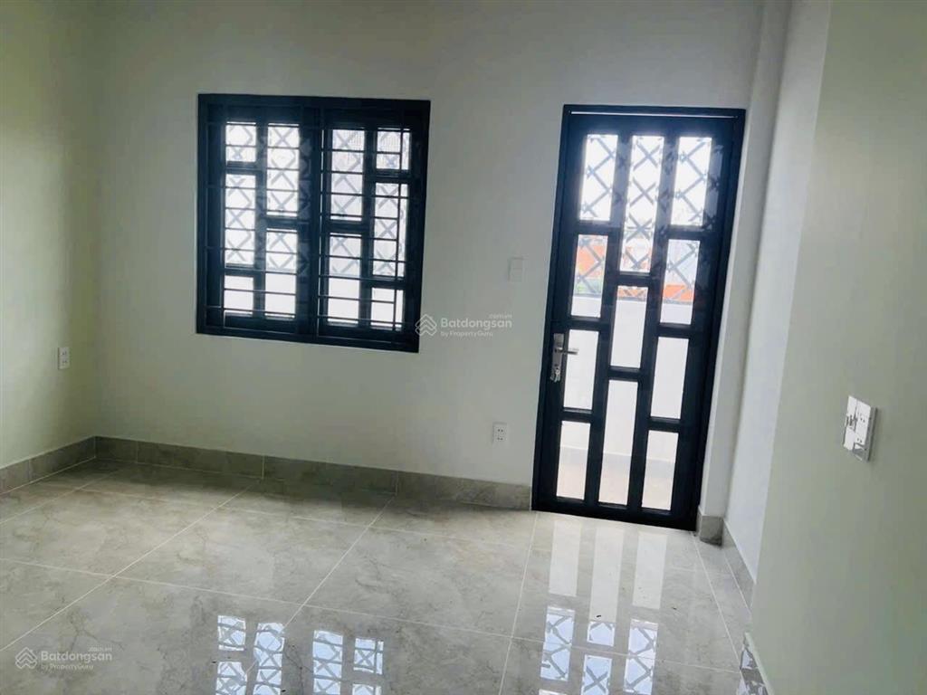 Chính chủ gửi căn nhà đẹp đường thông xe oto phường bình trưng tâyq2 cũ