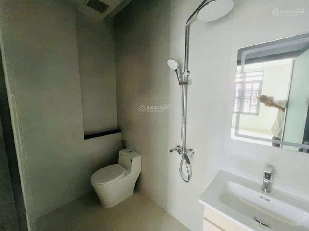 Chính chủ gửi căn nhà đẹp đường thông xe oto phường bình trưng tâyq2 cũ