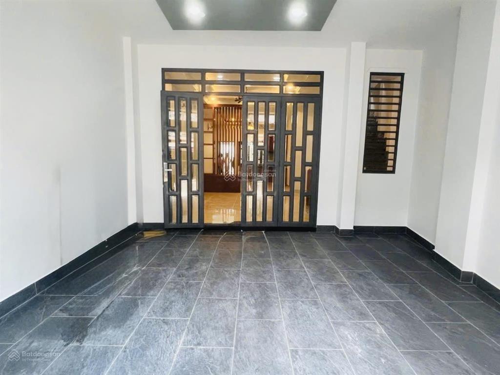 Chính chủ gửi căn nhà đẹp đường thông xe oto phường bình trưng tâyq2 cũ