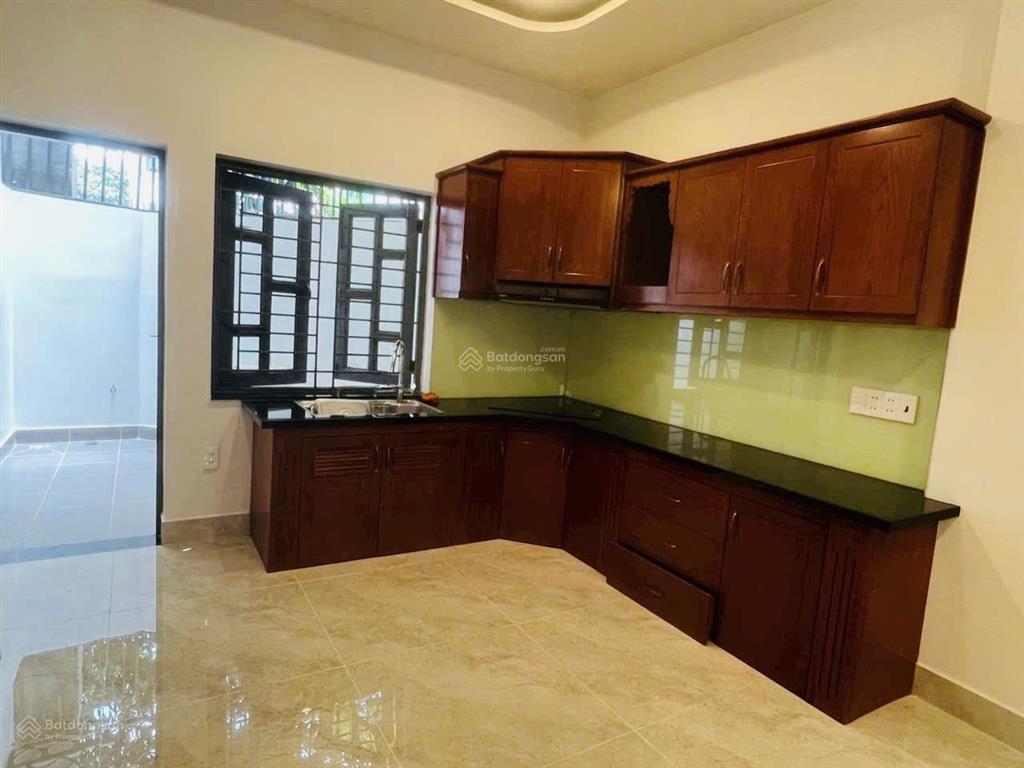 Chính chủ gửi căn nhà đẹp đường thông xe oto phường bình trưng tâyq2 cũ