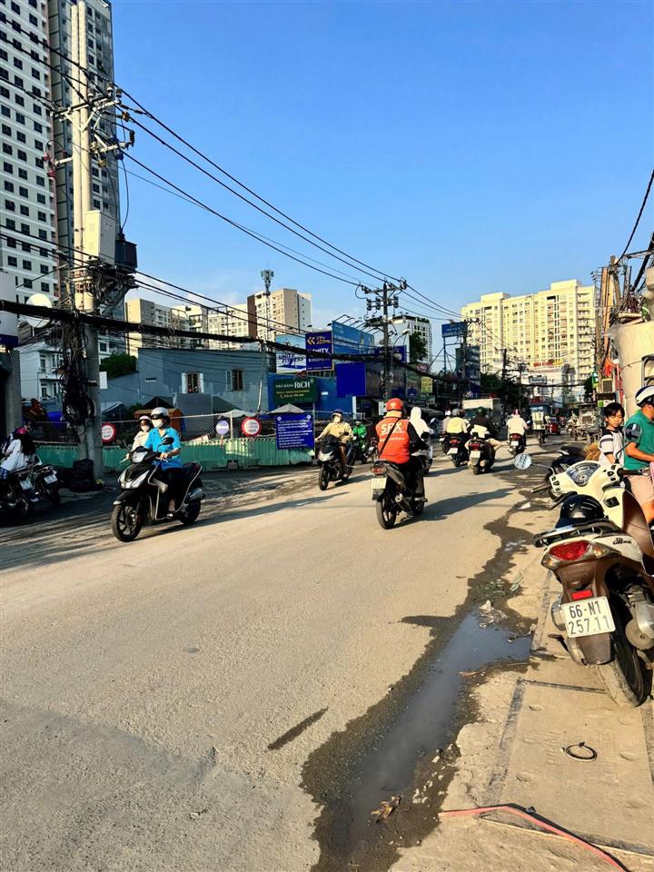 Cần bán lô đất mt đường nguyễn duy trinh phường bình trưng đông q2 cũ tp hcm