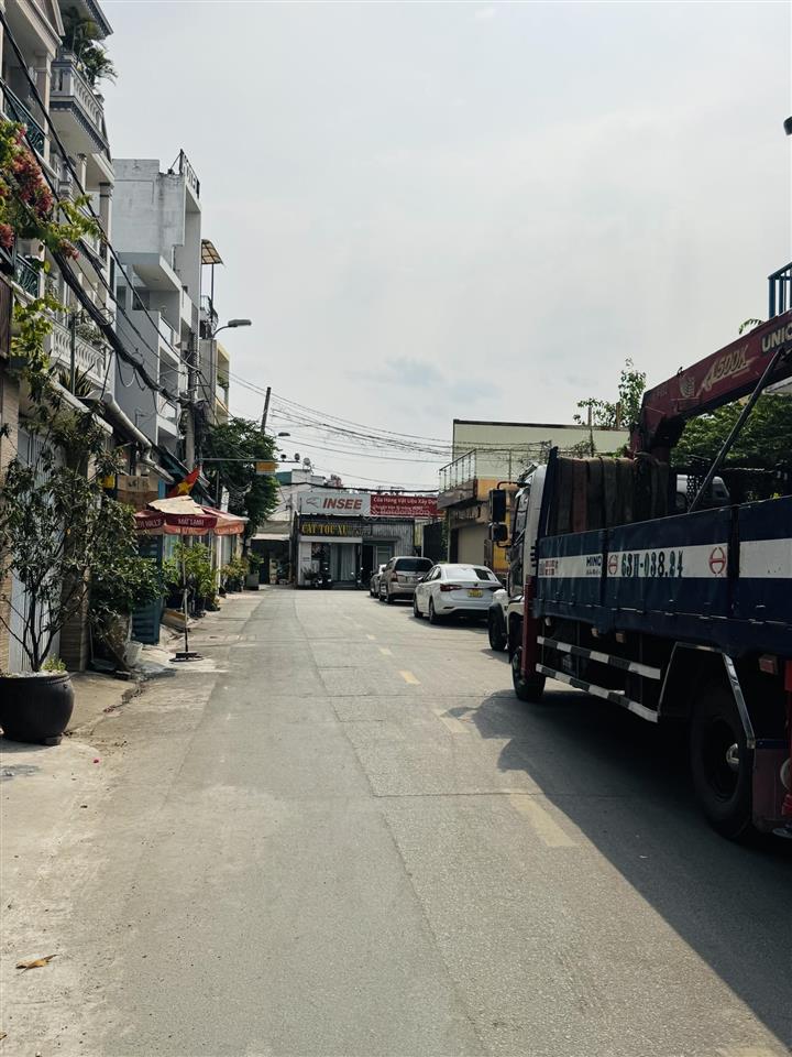 Chính chủ gửi bán lô đất đường lê đình quản phường cát lái q2 cũ