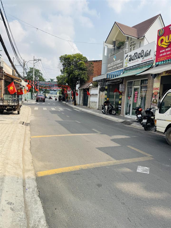 Cần bán lô đất mặt tiền nguyễn tuyển ở.bình trưng tây q2 cũ tp hcm