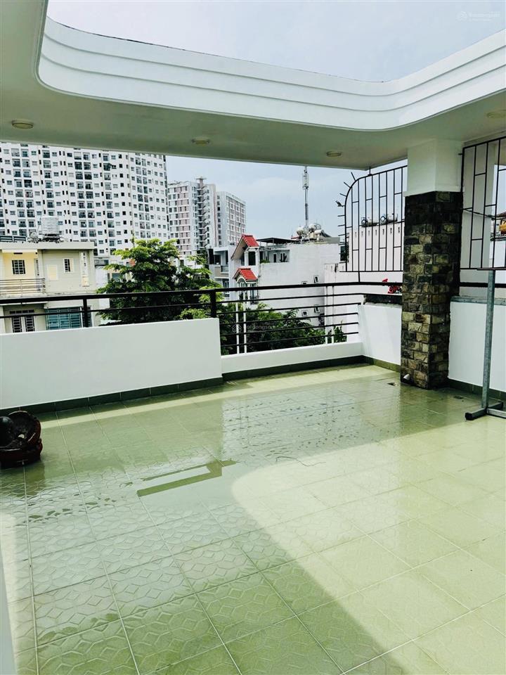 Chính chủ gửi bán nhanh căn nhà 3 lầu mt đường 49 phường bình trưng đông q2 cũ.tp hcm