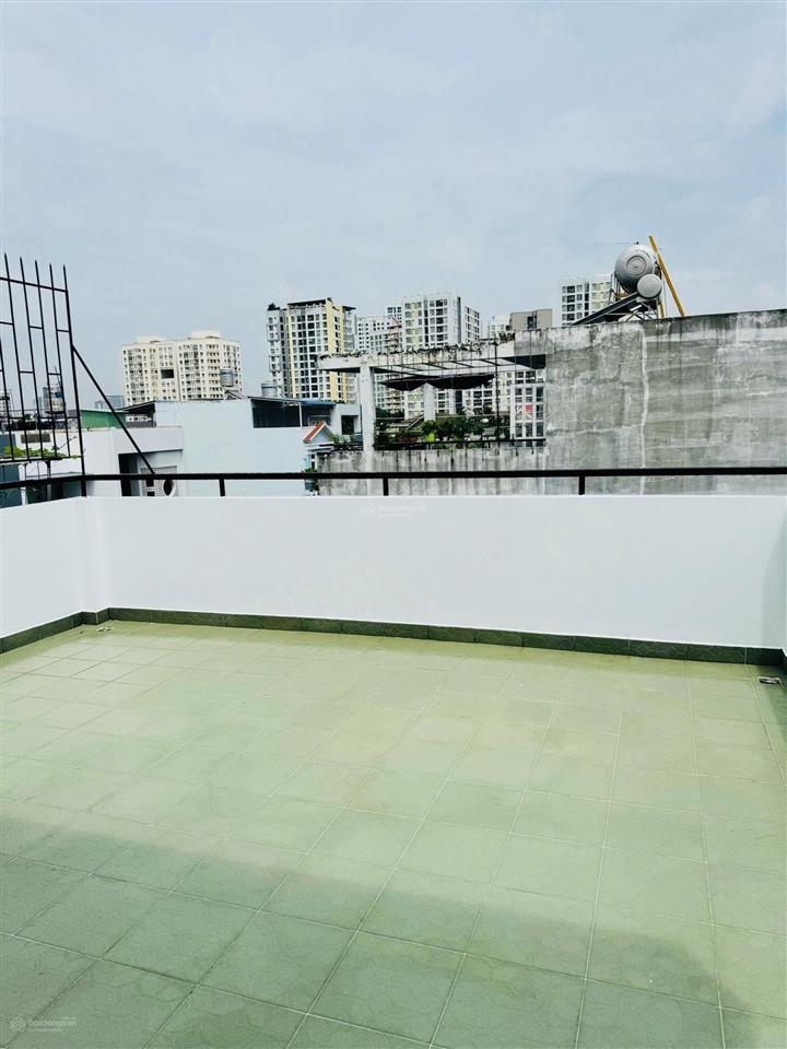 Chính chủ gửi bán nhanh căn nhà 3 lầu mt đường 49 phường bình trưng đông q2 cũ.tp hcm